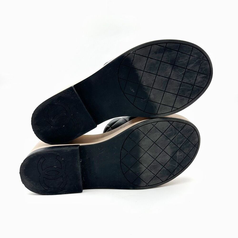 CHANEL Black Quilted Leather Platform Slide CC Sandals Size 38 Open Toe Mules - Picture 11 of 12